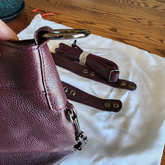 Burgundy leather handbag - Picture 5 of 7